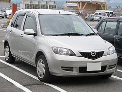 MAZDA DEMIO ZARNA